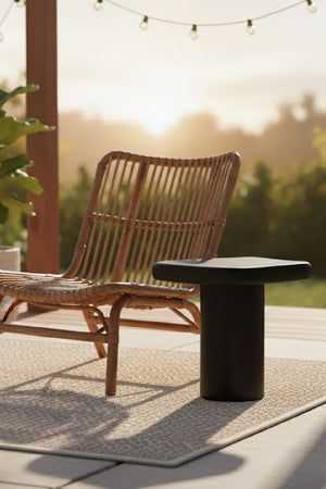 Black Organic-Shaped Indoor/Outdoor End Table | Splendido Detti | Oroa.com