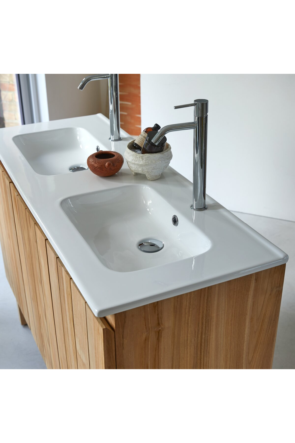 Ceramic Modern Vanity Unit | Tikamoon Jill | Oroa.com