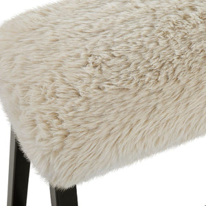   Beige Long-Haired Sheepskin Bench | Oroa.com