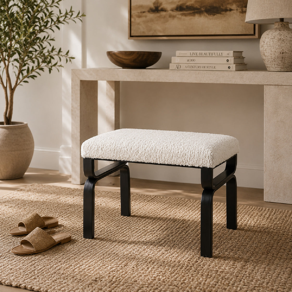   Iron Base White Shearling Bench S | Oroa.com