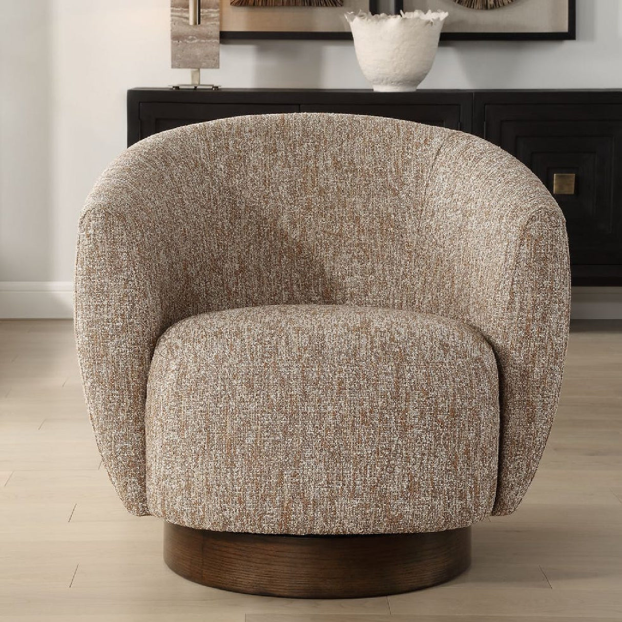   Brown Barrel Swivel Chair | Oroa.com