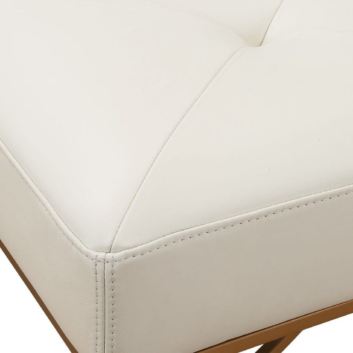   Tufted White Leather Bench | Oroa.com
