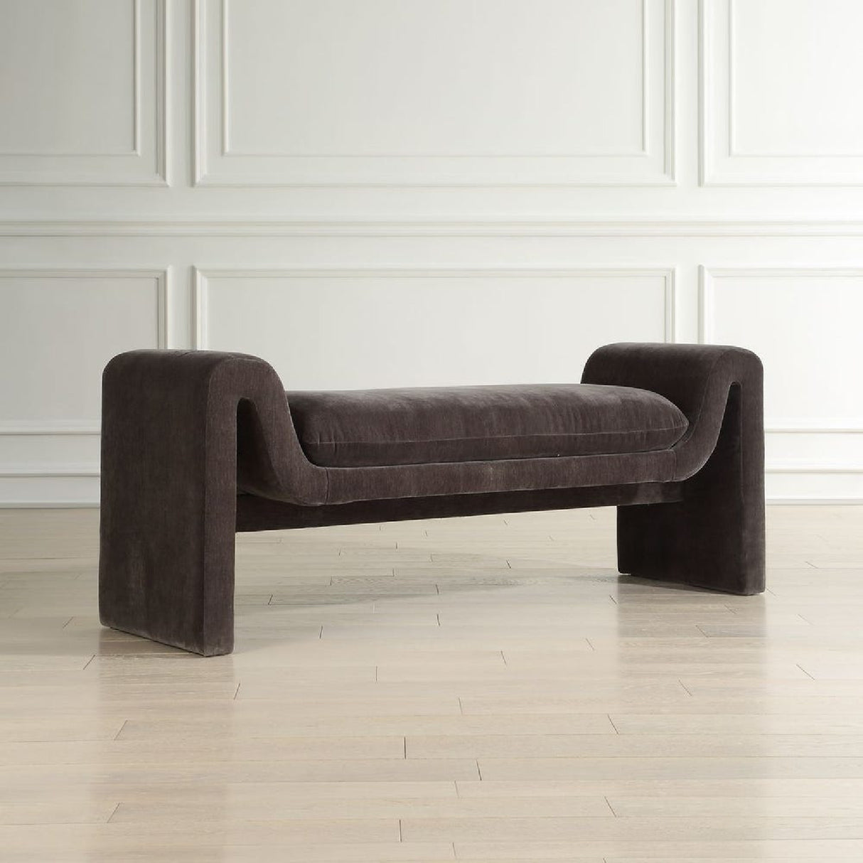   Black Velvet Bench | Oroa.com