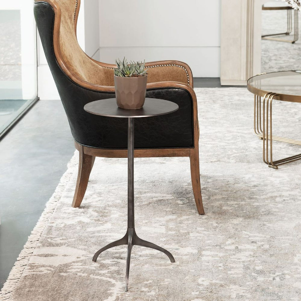   Tripod Accent Table | Oroa.com