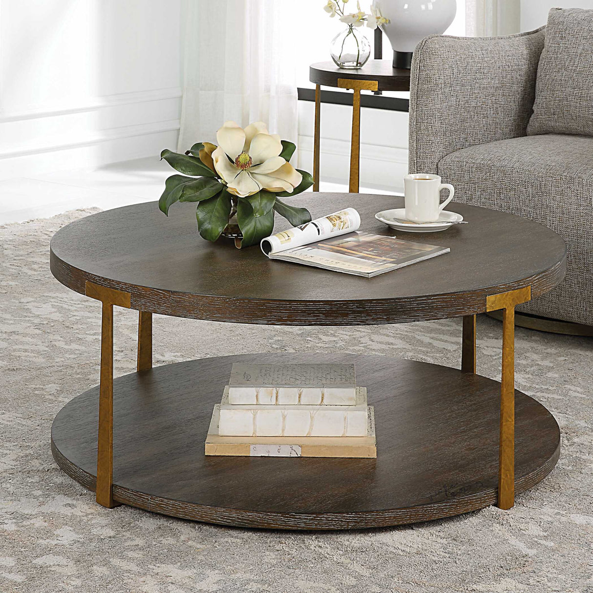   Brown Oak Round Coffee Table | Oroa.com