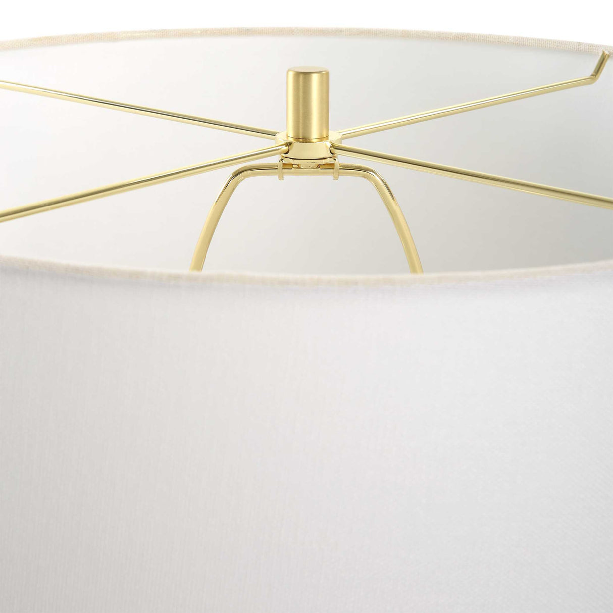   White Porcelain Flower-Inspired Table Lamp | Oroa.com
