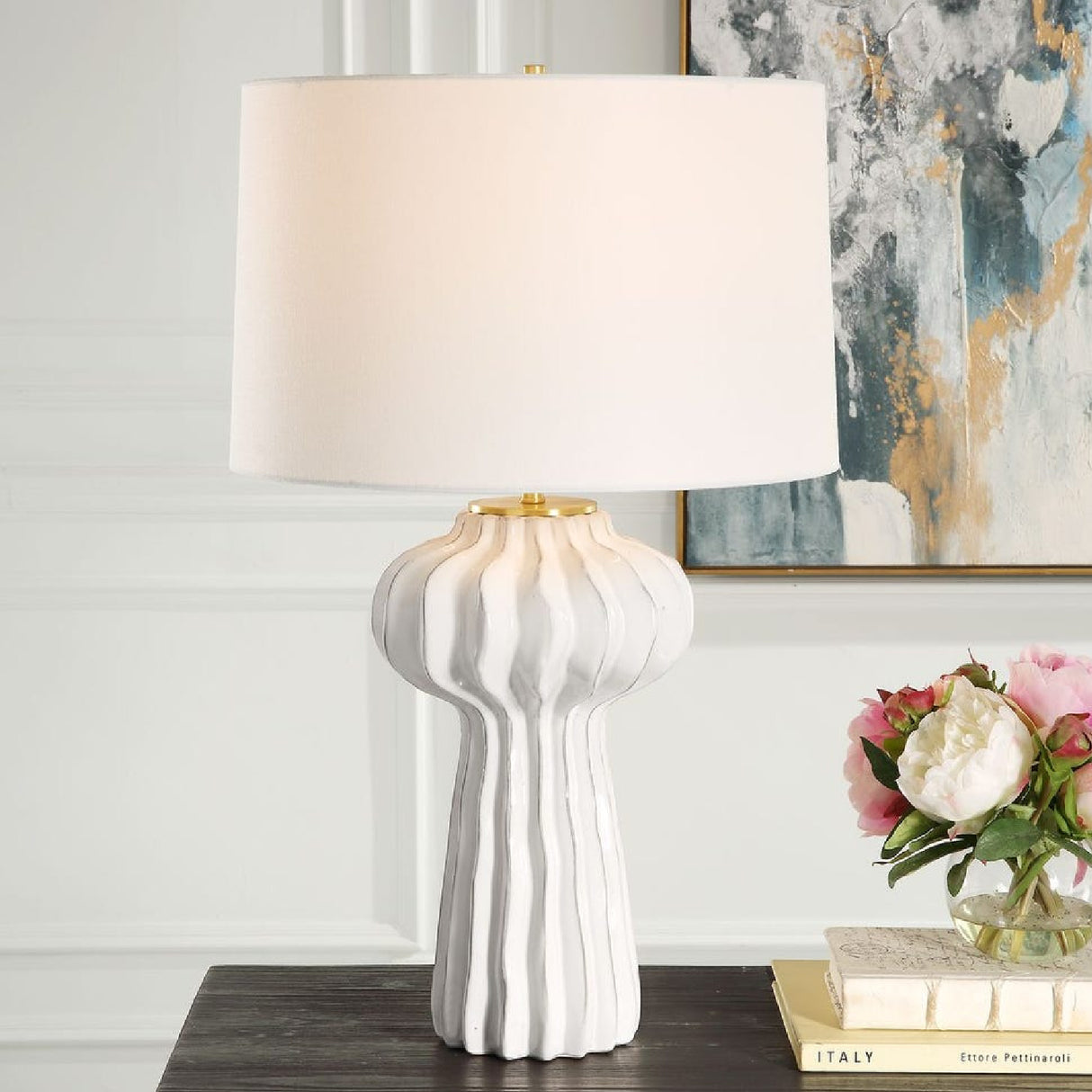   White Ridged Porcelain Table Lamp | Oroa.com