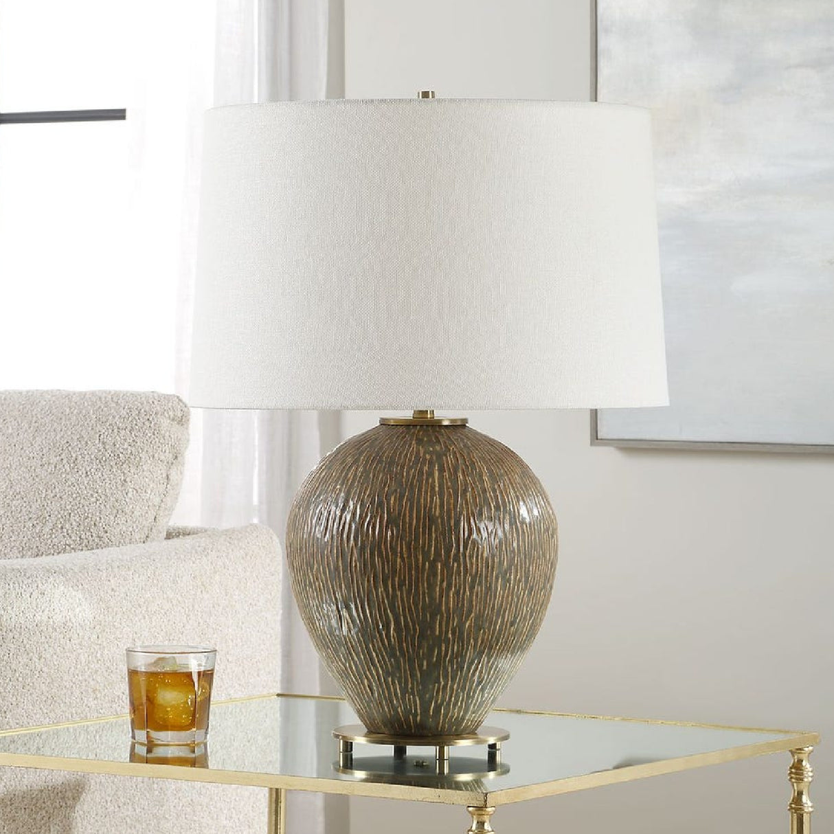   Distressed Brown Ceramic Table Lamp | Oroa.com
