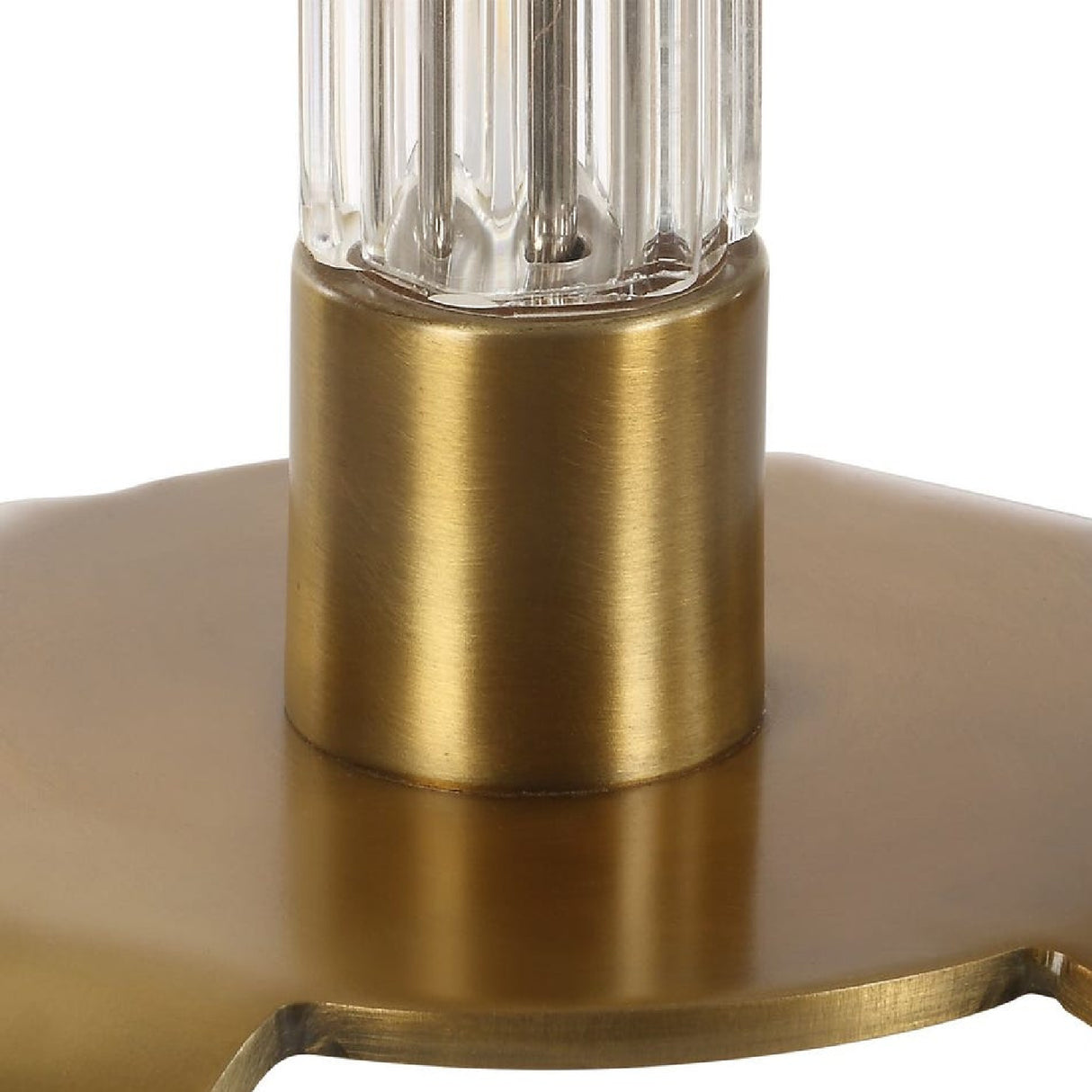   Embossed Crystal Column Buffet Lamp | Oroa.com