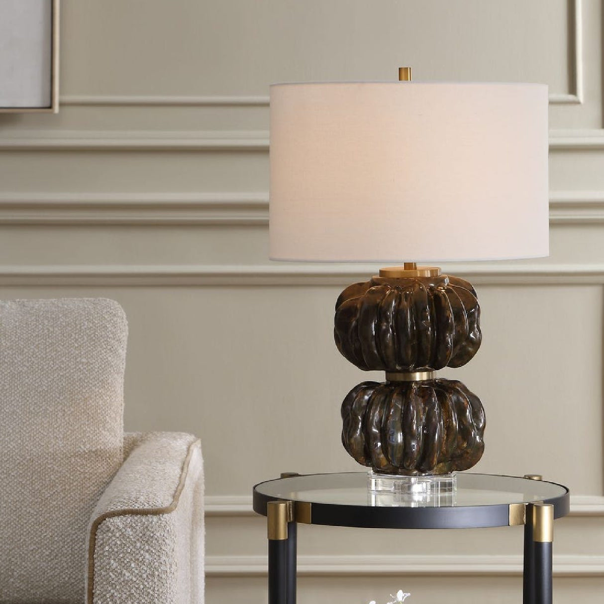   Stacked Fluted Ceramic Table Lamp | Oroa.com