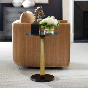   Black Cast Aluminum Accent Table | Oroa.com