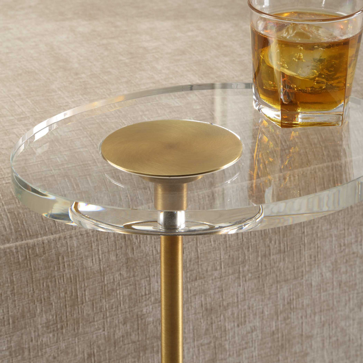   Oval Crystal Accent Table | Oroa.com