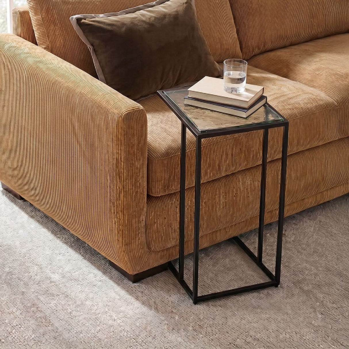   Cast Glass C-Shaped End Table | Oroa.com
