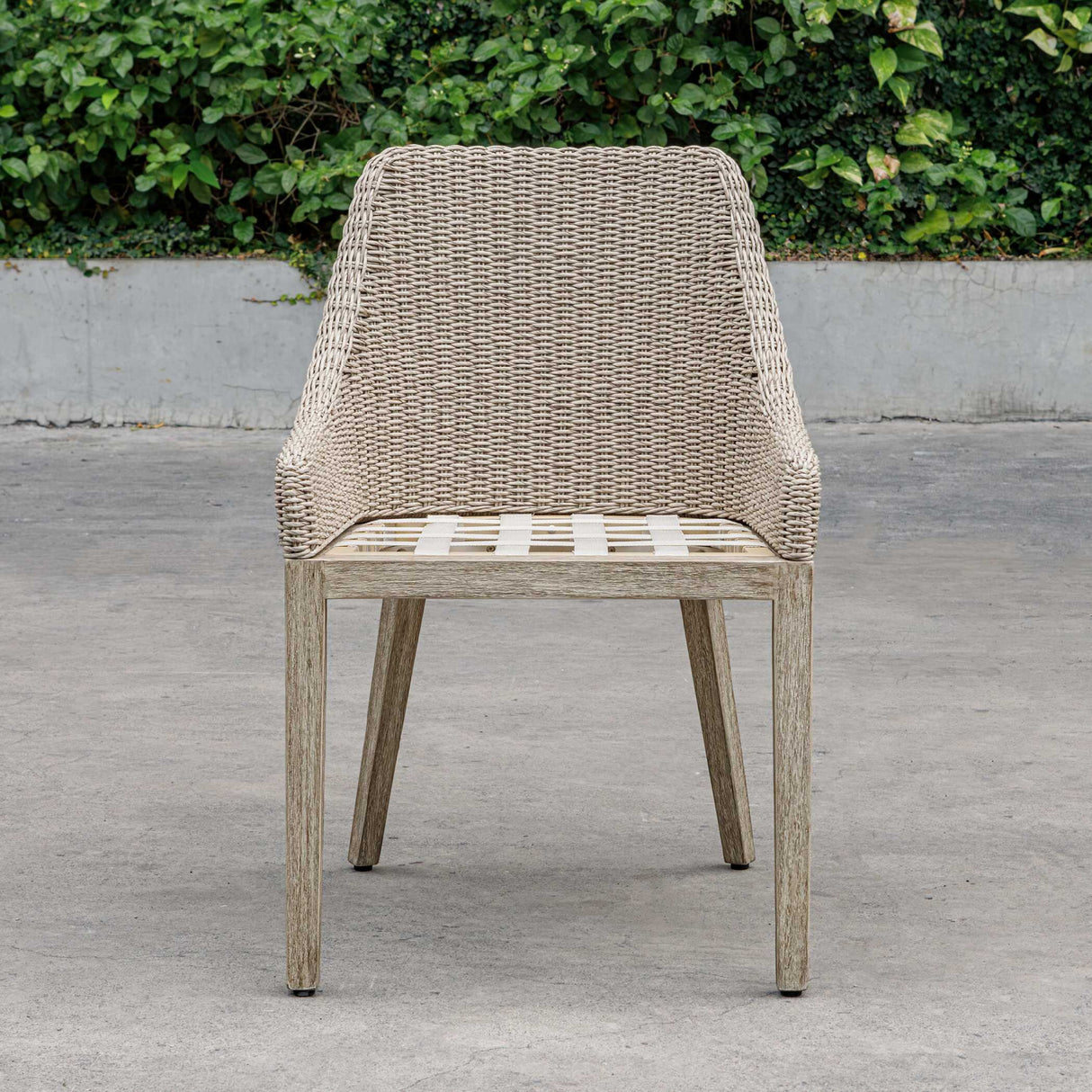   Beige Wicker Outdoor Dining Chair | Oroa.com