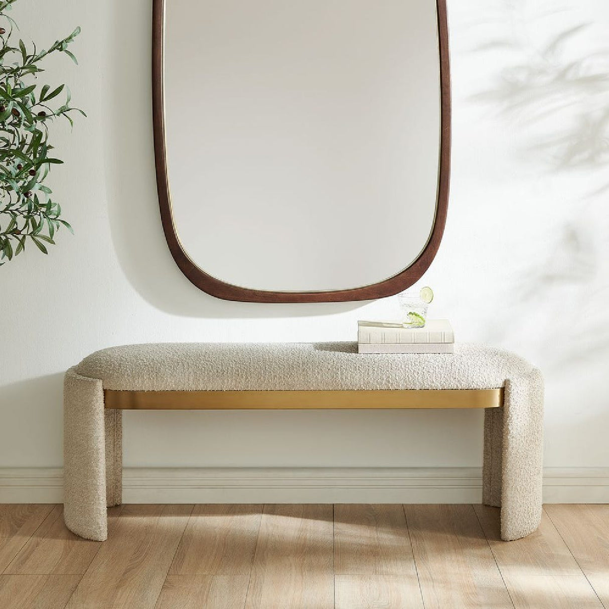   White Boucle Bench | Oroa.com