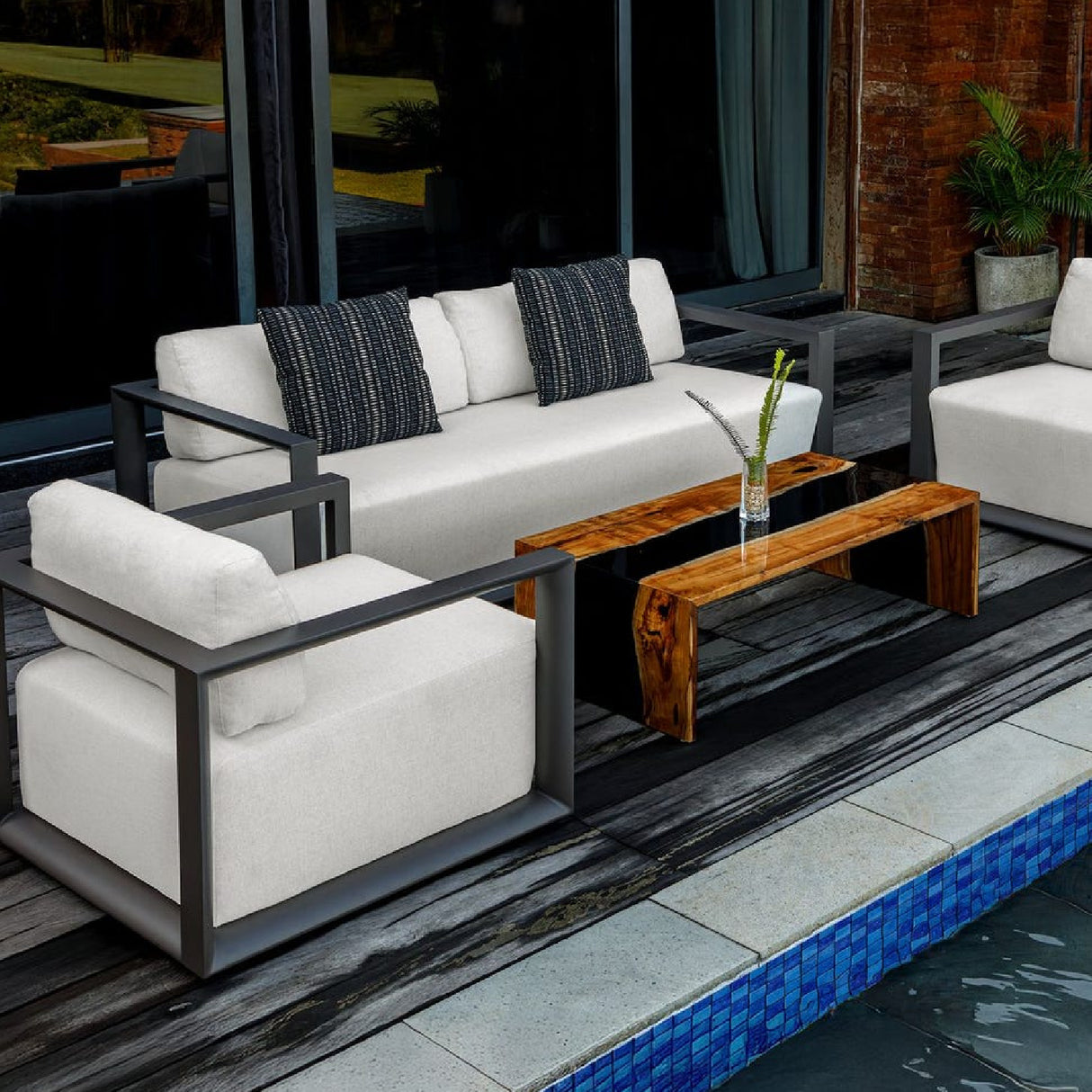   Modern European furniture - White Cushioned 3-Seater Outdoor Sofa - www.oroa.com | Oroa.com