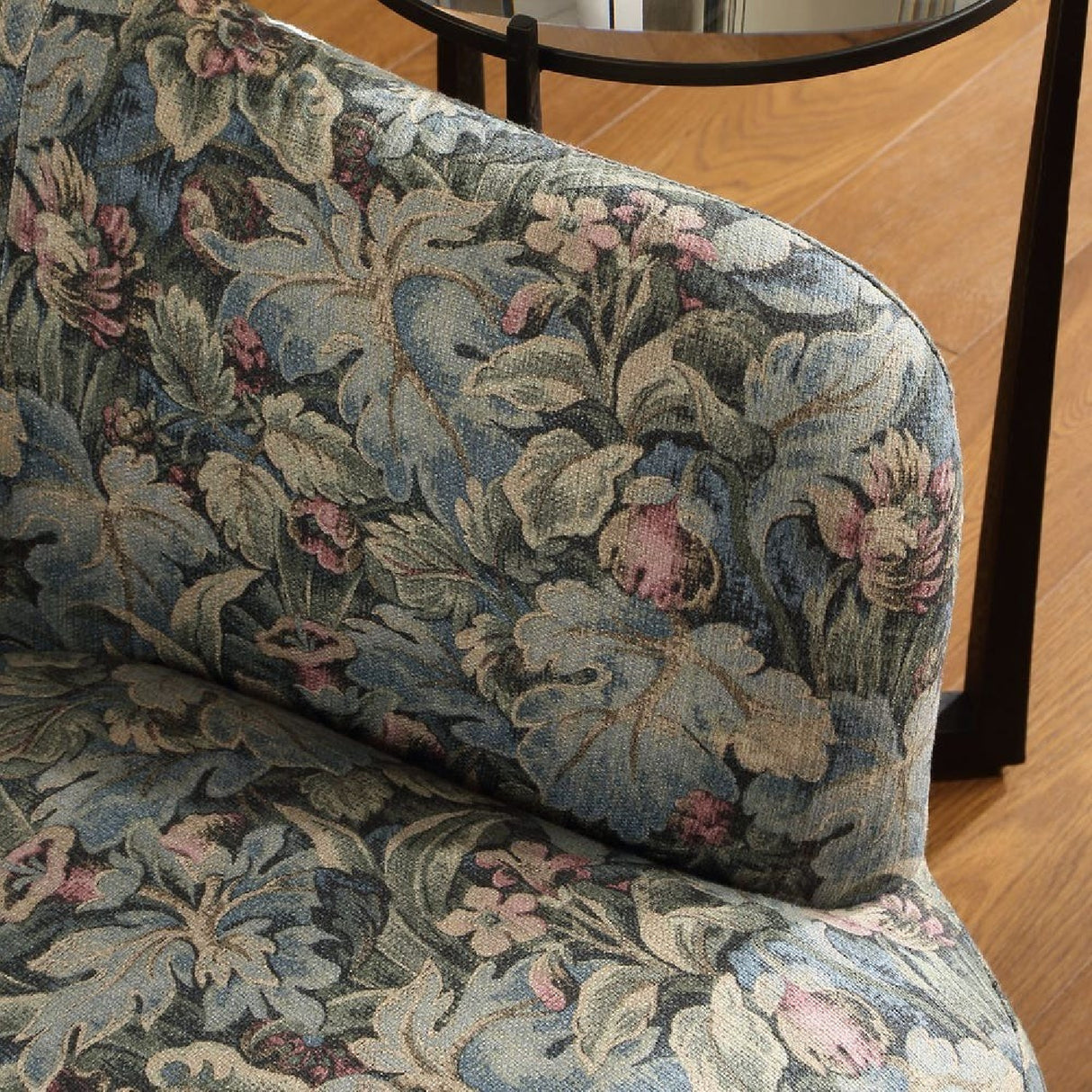   Floral Print Swivel Chair | Oroa.com