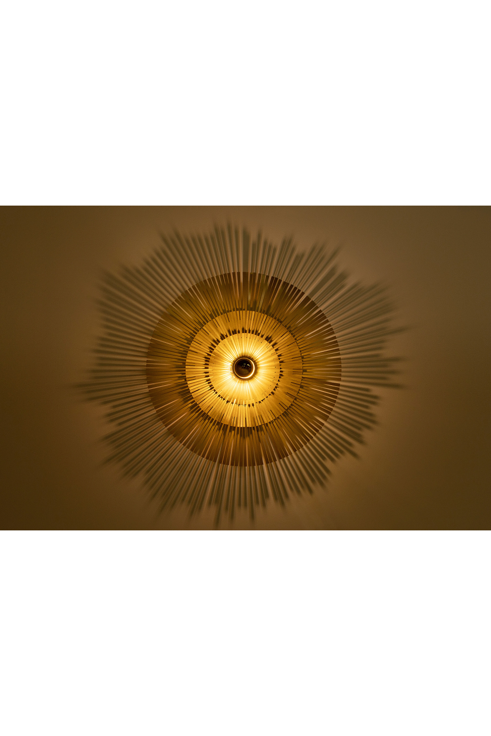 Gold Rays Wall Lamp | Versmissen Lafayette | Oroa.com