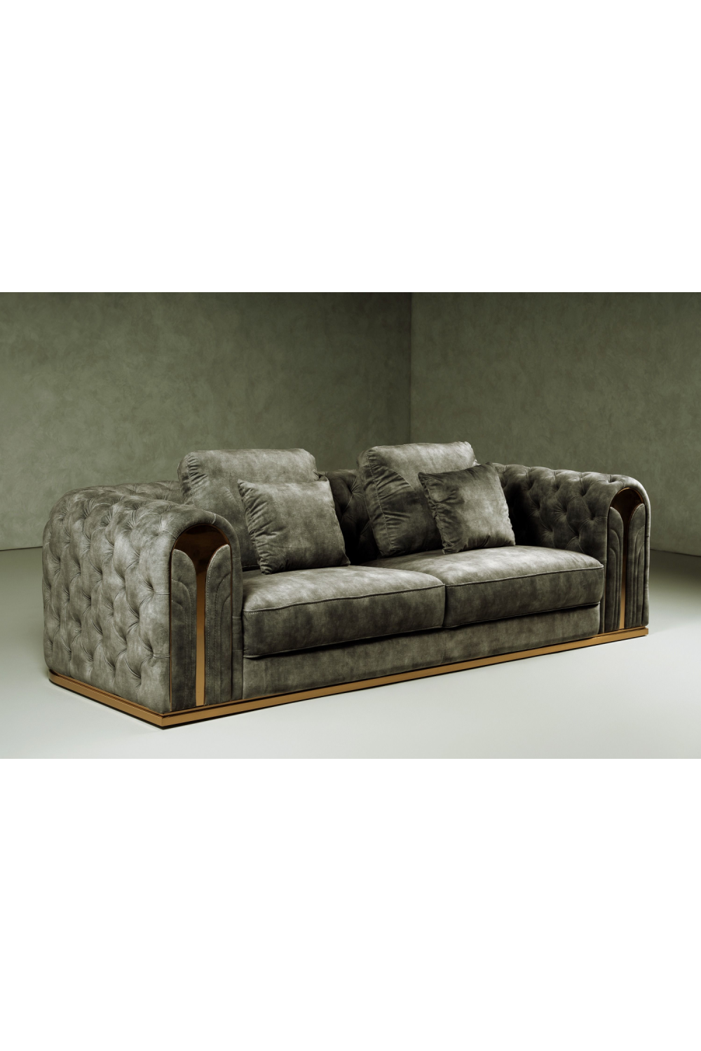Tufted-Arm Gray Velvet Sofa | OROA Modern Dosie | Oroa.com