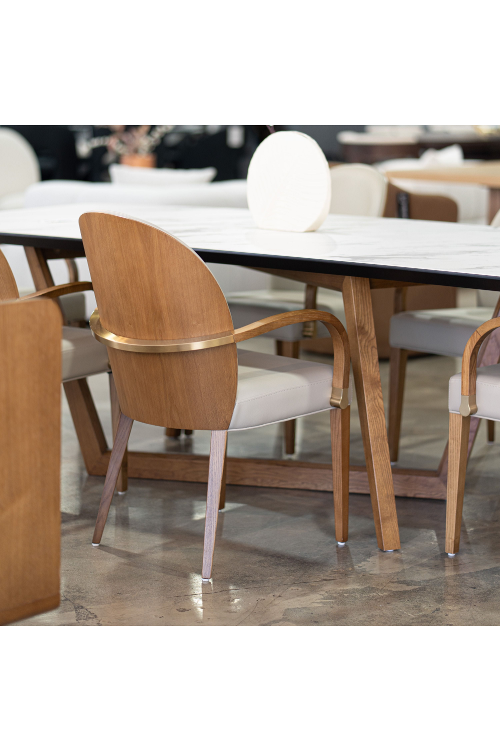 Taupe Leatherette Dining Armchair | OROA Modern Rexford | Oroa.com