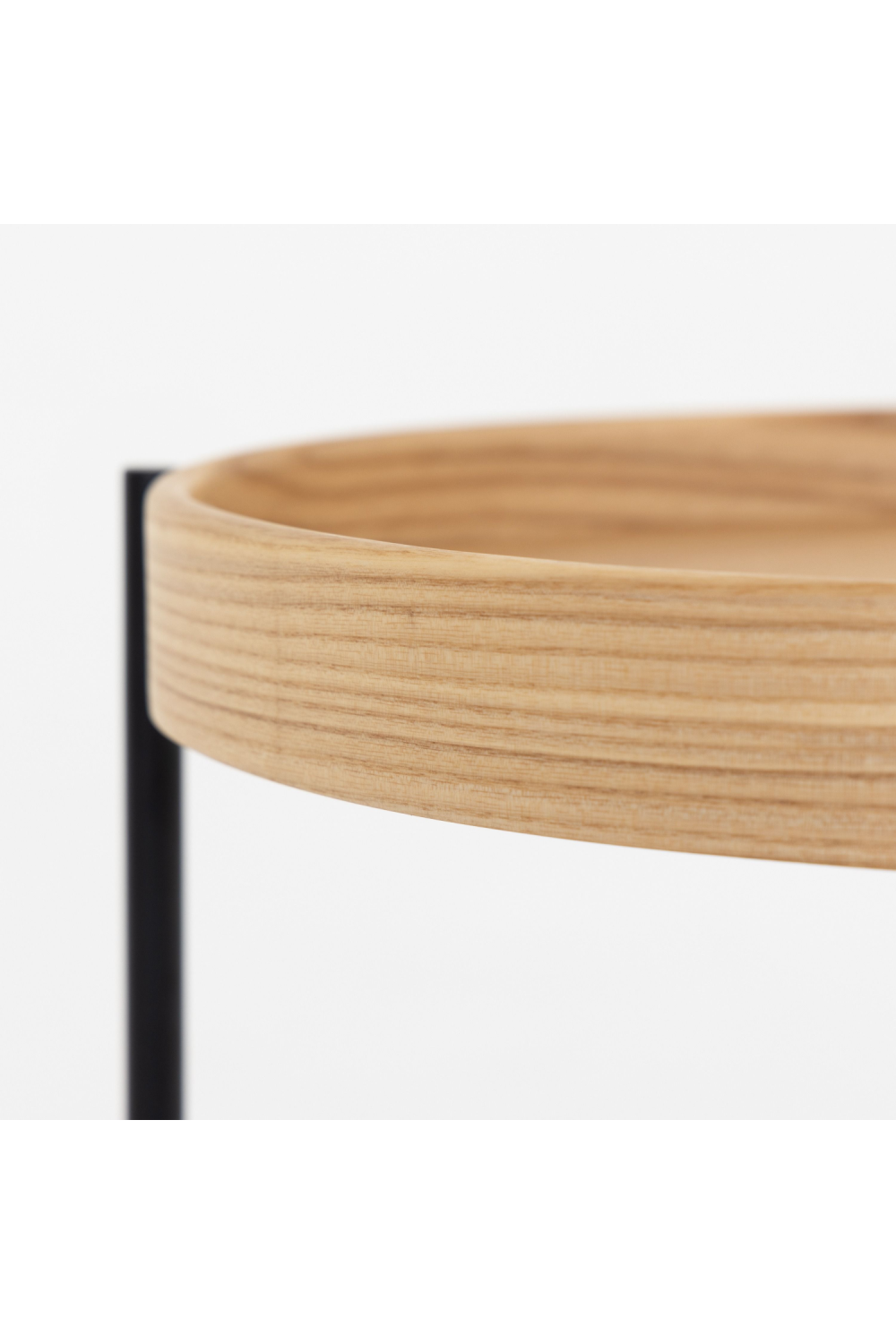 Round Wooden 2-Layer End Table | OROA Modern Savoy | Oroa.com