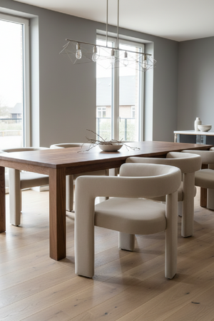 Curved Cut-Out Dining Chair | OROA Modern Cherish | Oroa.com