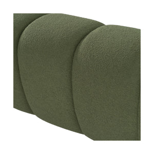 Hexagonal Tufted Queen Bed | OROA Modern Yolonda | Oroa.com