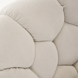 Off-white Hexagonal Tufted Bed | OROA Modern Yolonda | Oroa.com