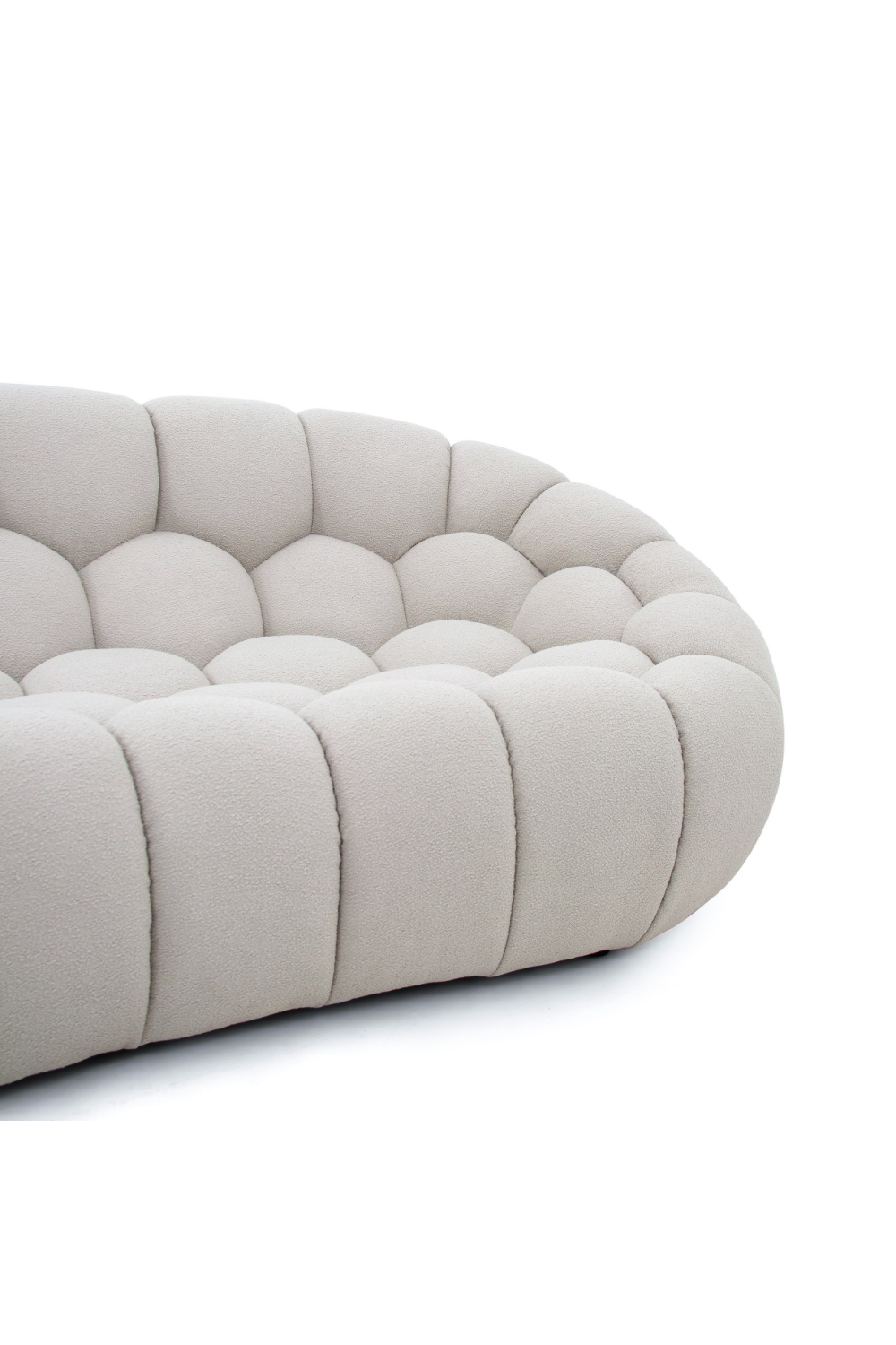 Hexagonal-Tufted Loveseat | OROA Modern Yolonda | Oroa.com