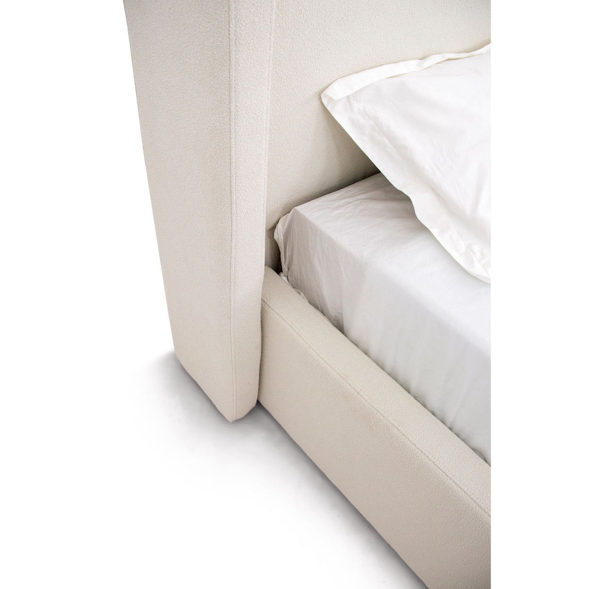   White Teddy Fabric Bed | Oroa.com
