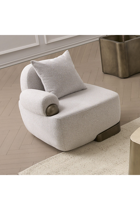 White Right-Armed Accent Chair | OROA Modern Rainier | Oroa.com