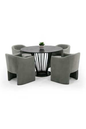 Black Oak Round Dining Table | OROA Modern Conroy | Oroa.com