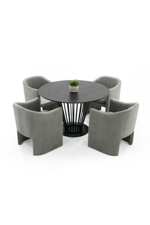 Black Oak Round Dining Table | OROA Modern Conroy | Oroa.com