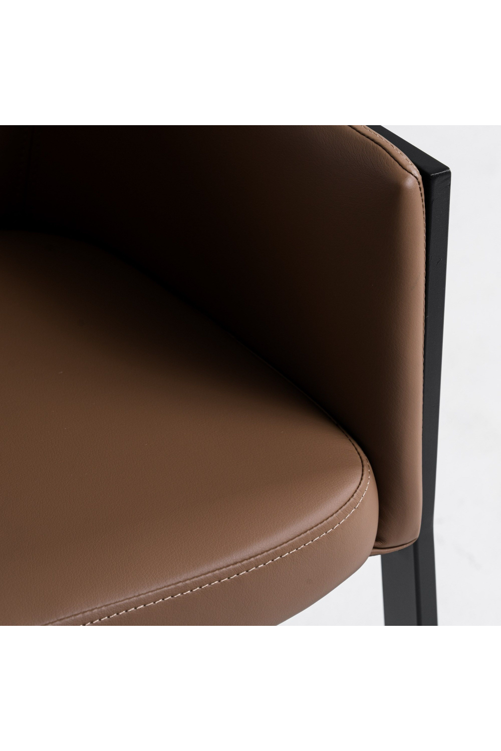 Brown Vegan Leather Dining Chair | OROA Modern Leshay | Oroa.com