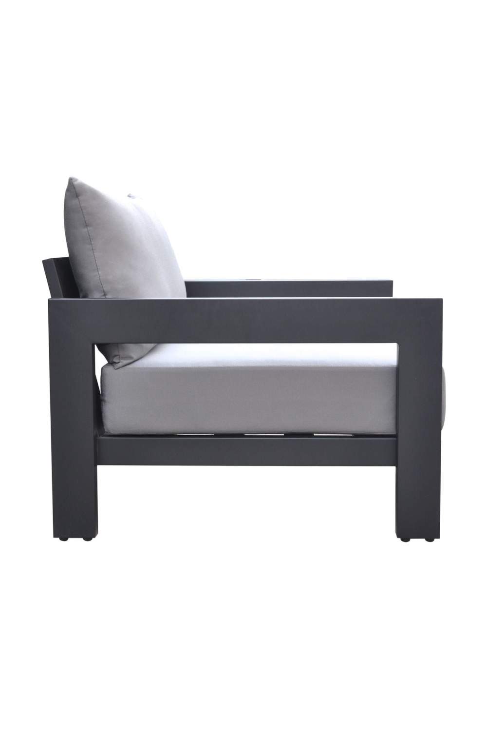 Aluminum-Framed Outdoor Lounge Chair | OROA Modern Wake | Oroa.com