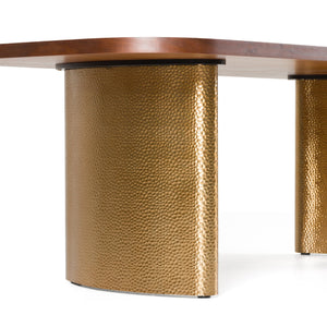   Wanut Veneer Dining Table | Oroa.com