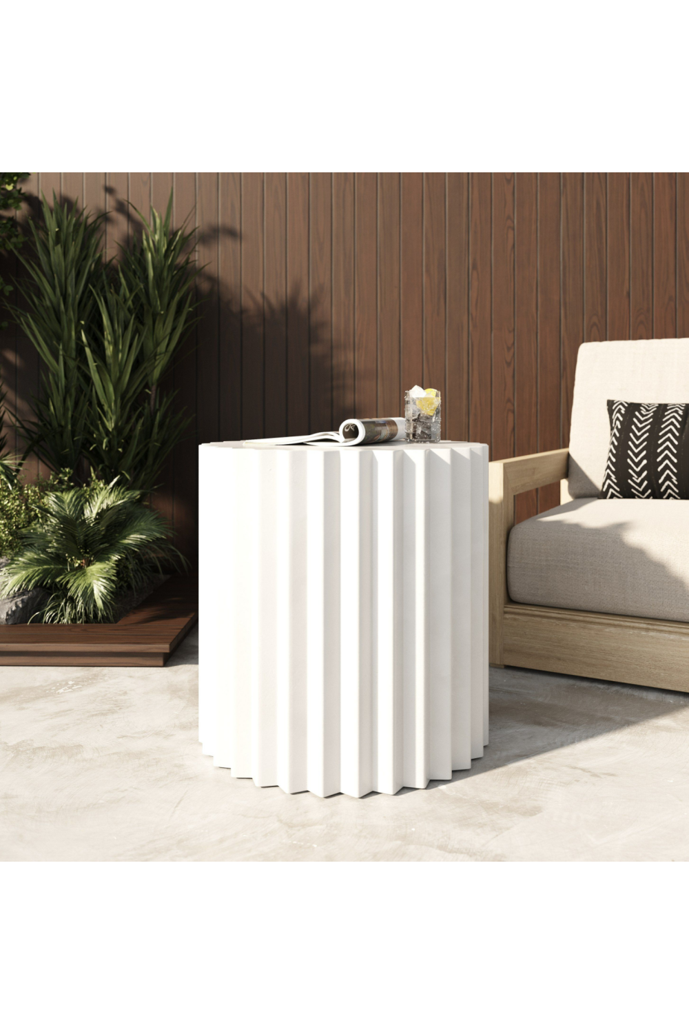 Ribbed Cylindrical End Table | OROA Modern Evadale | Oroa.com