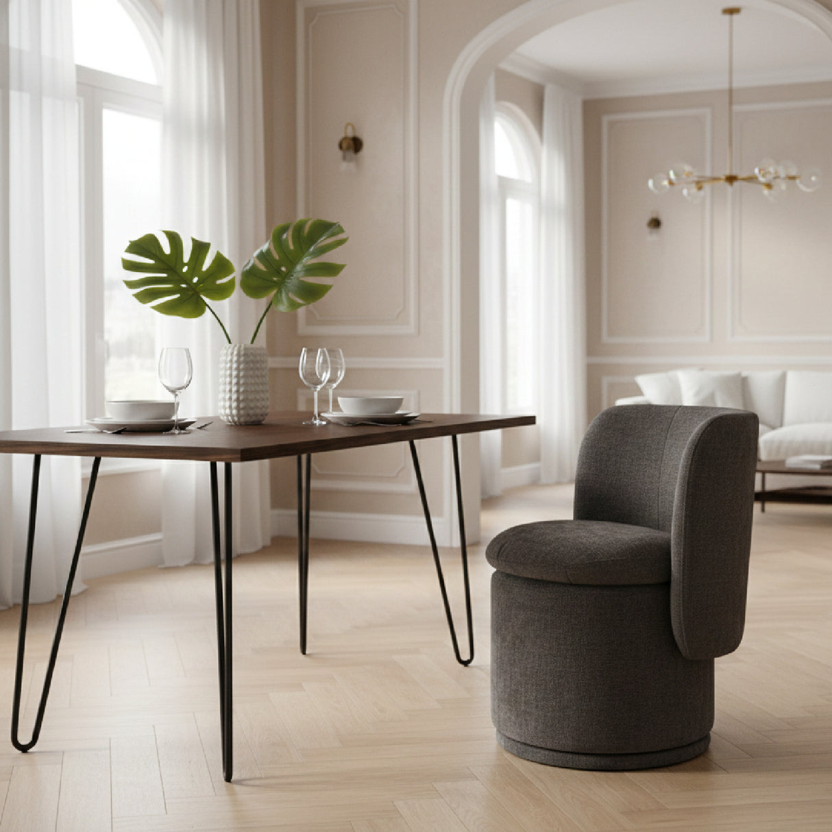   Round Swivel Dining Chair | Oroa.com