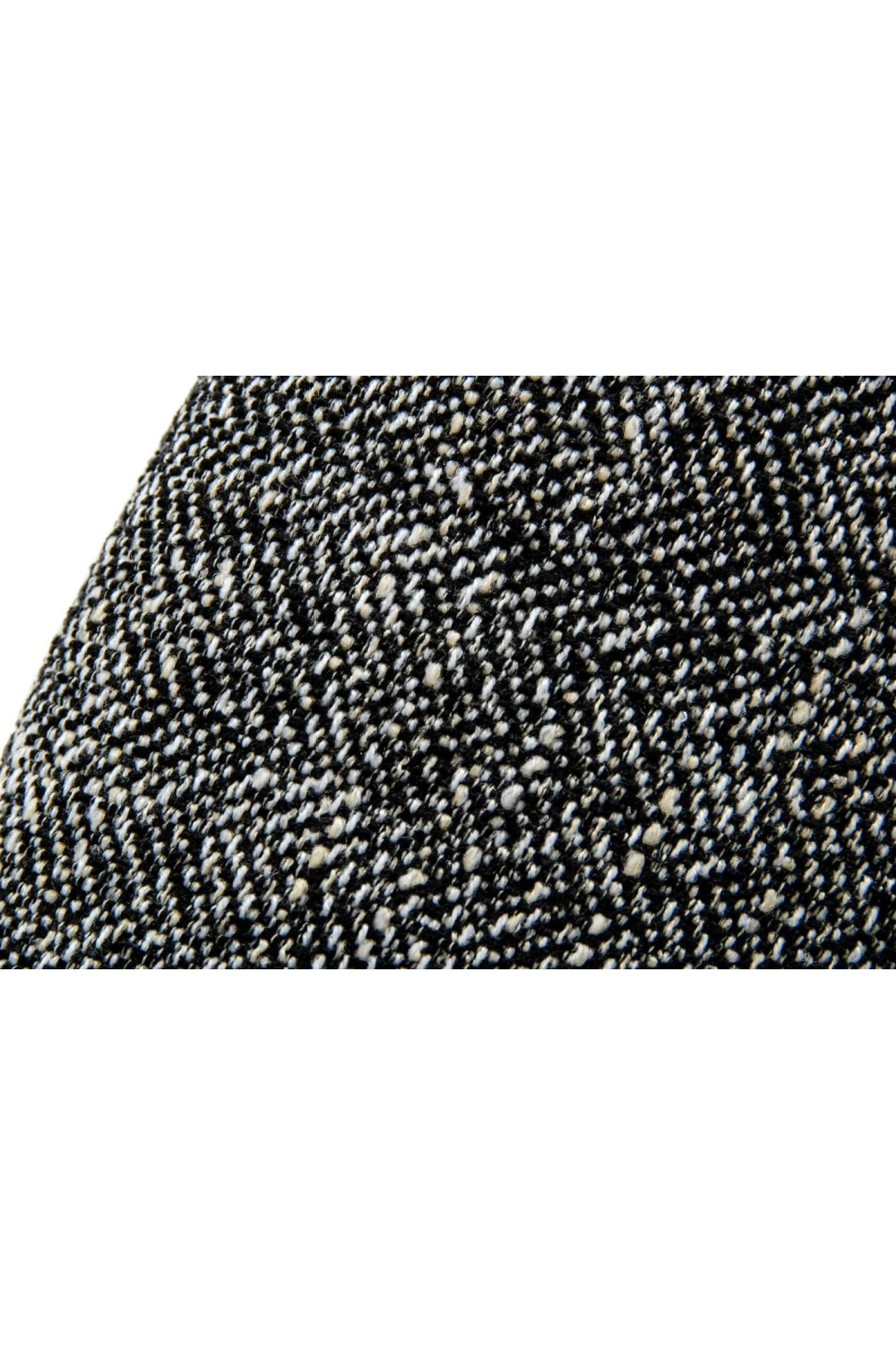 Wing-Armed Swivel Lounge Chair | OROA Modern Elvin | Oroa.com