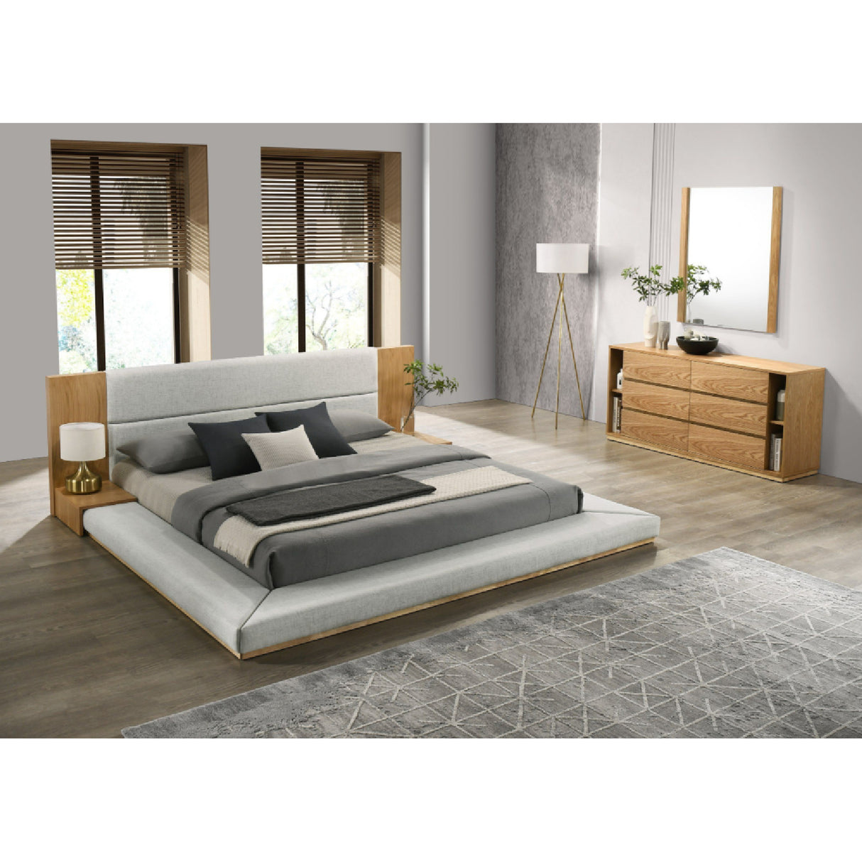   Natural Oak Queen Bed | Oroa.com
