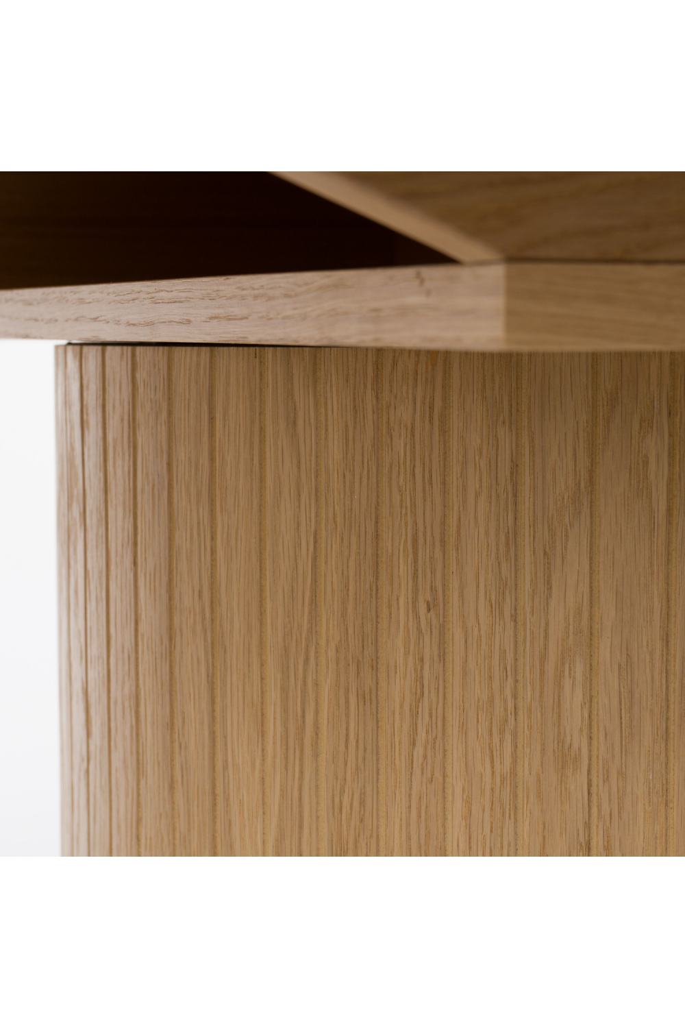 Oak Extendable Dining Table | OROA Modern Walz | Oroa.com