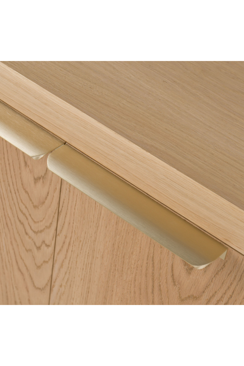 3-Door Oak Sideboard | OROA Modern Richmond | Oroa.comv