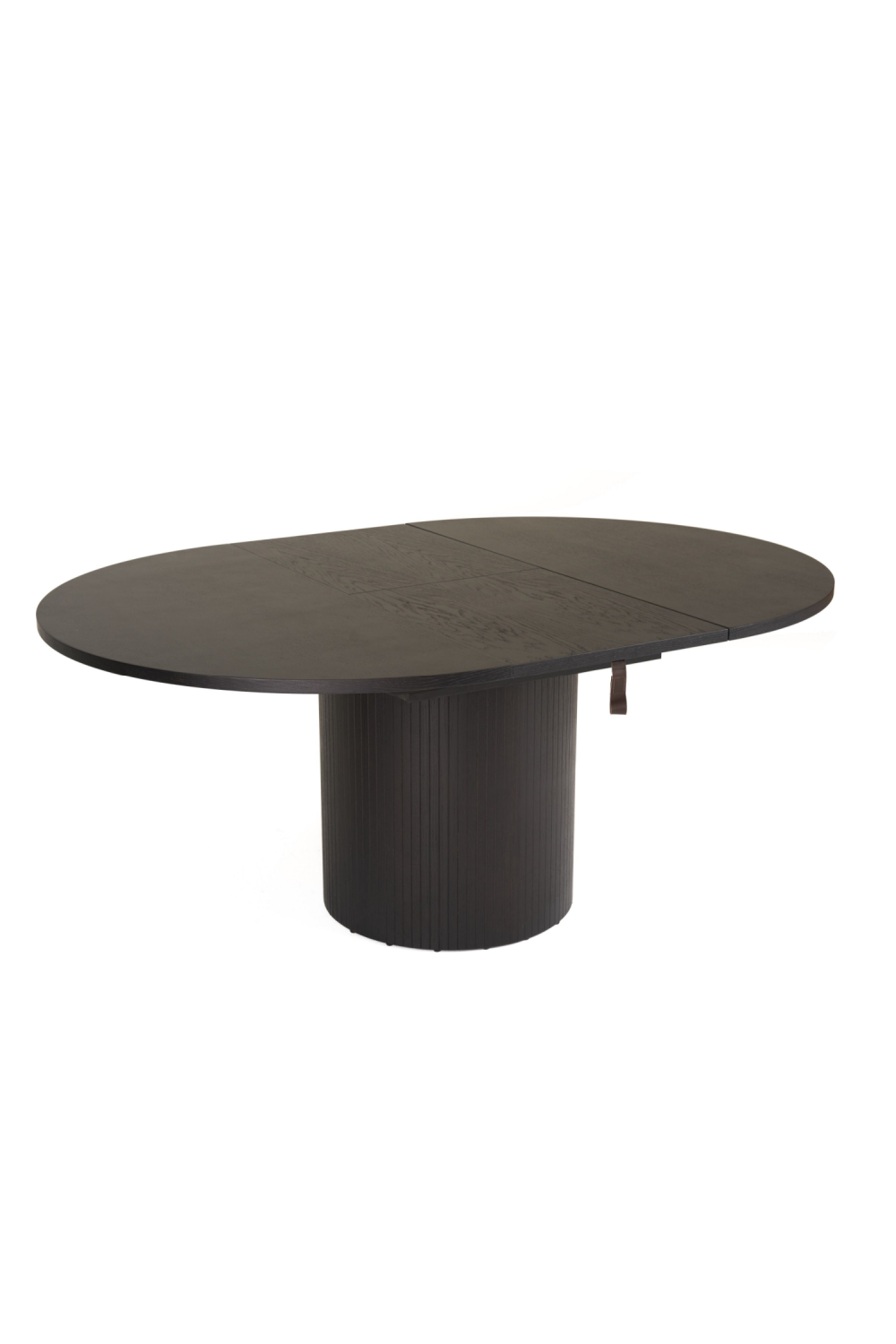 Round Oak Extendable Dining Table | OROA Modern Miami | Oroa.com