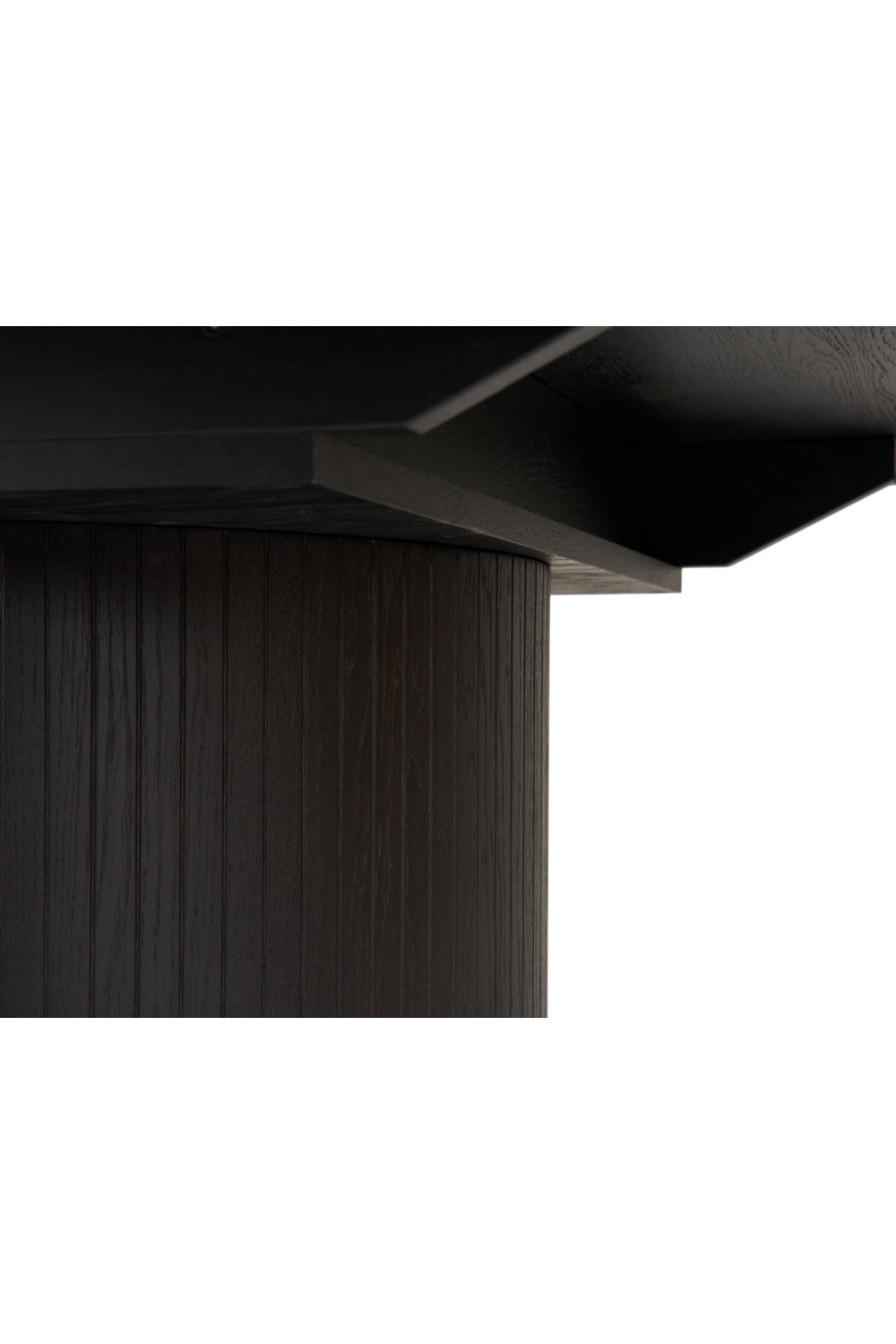 Round Oak Extendable Dining Table | OROA Modern Miami | Oroa.com