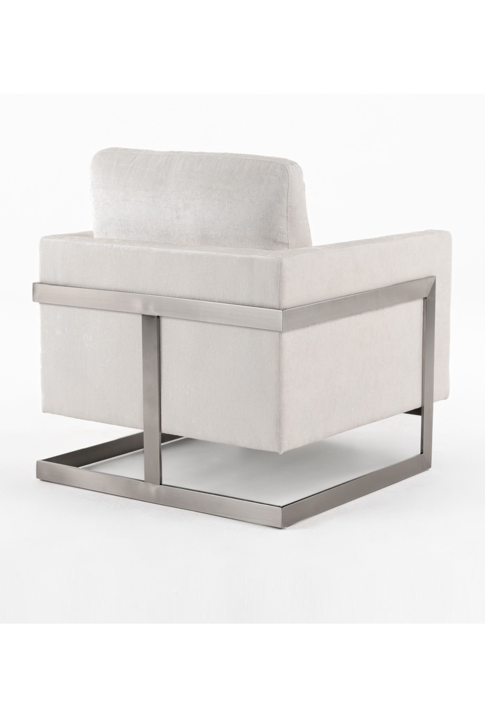Metal Framed Square Accent Chair | OROA Modern Prince | Oroa.com