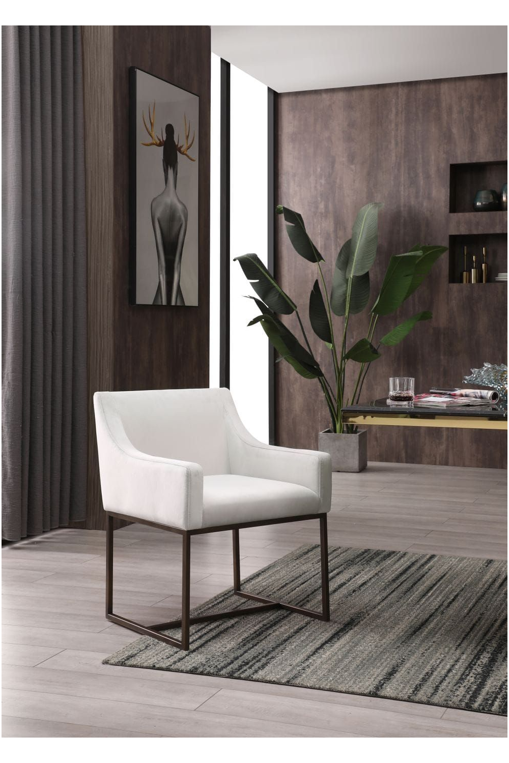 Sloped-Arm Dining Chair | OROA Modern Elijah | Oroa.com