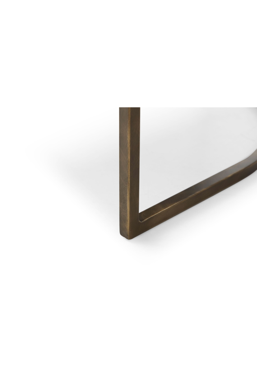 Cantilevered Curved-Back Dining Chair | OROA Modern Elisa | Oroa.com