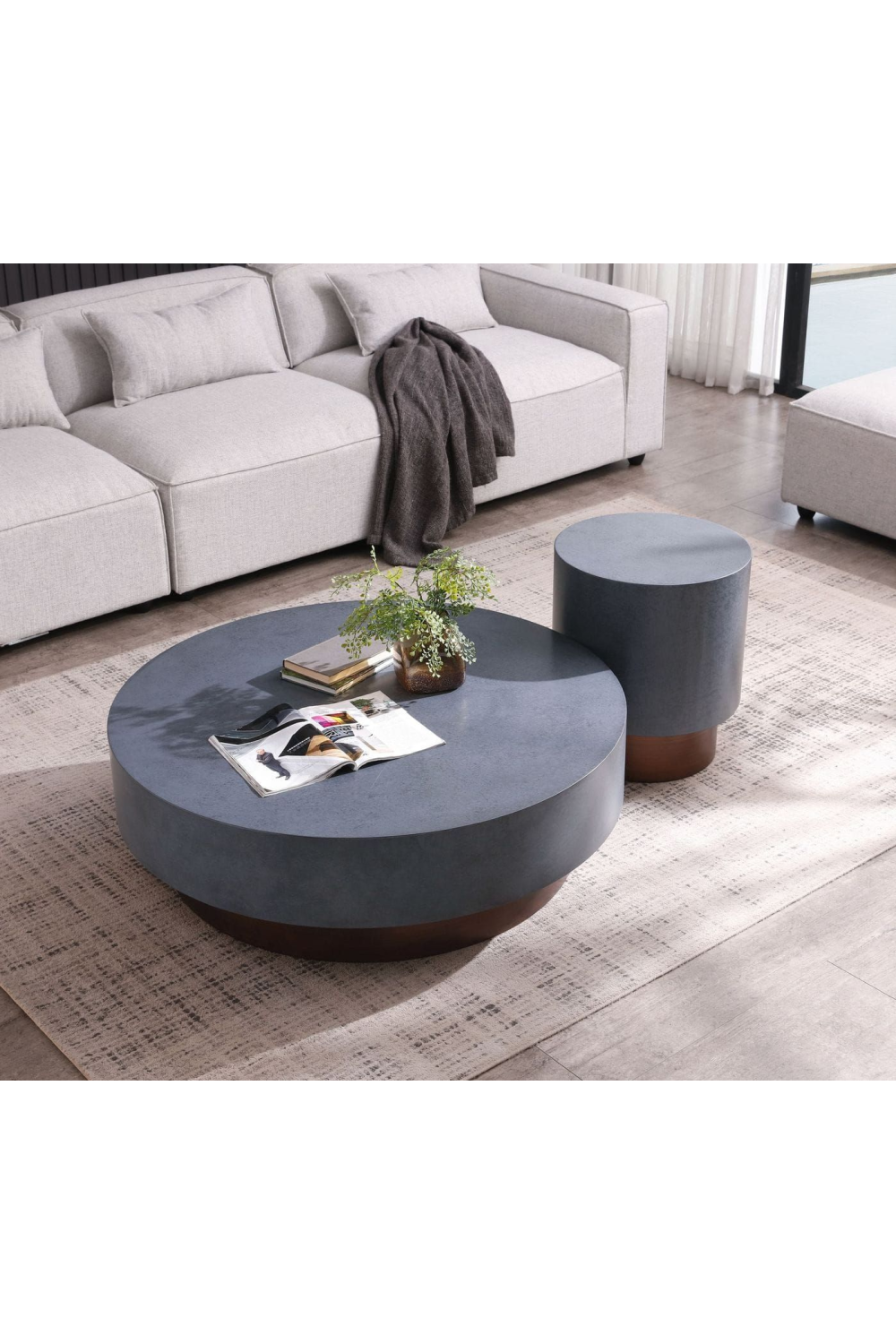 Gray Metal Coffee Table | OROA Modern Zachary | Oroa.com