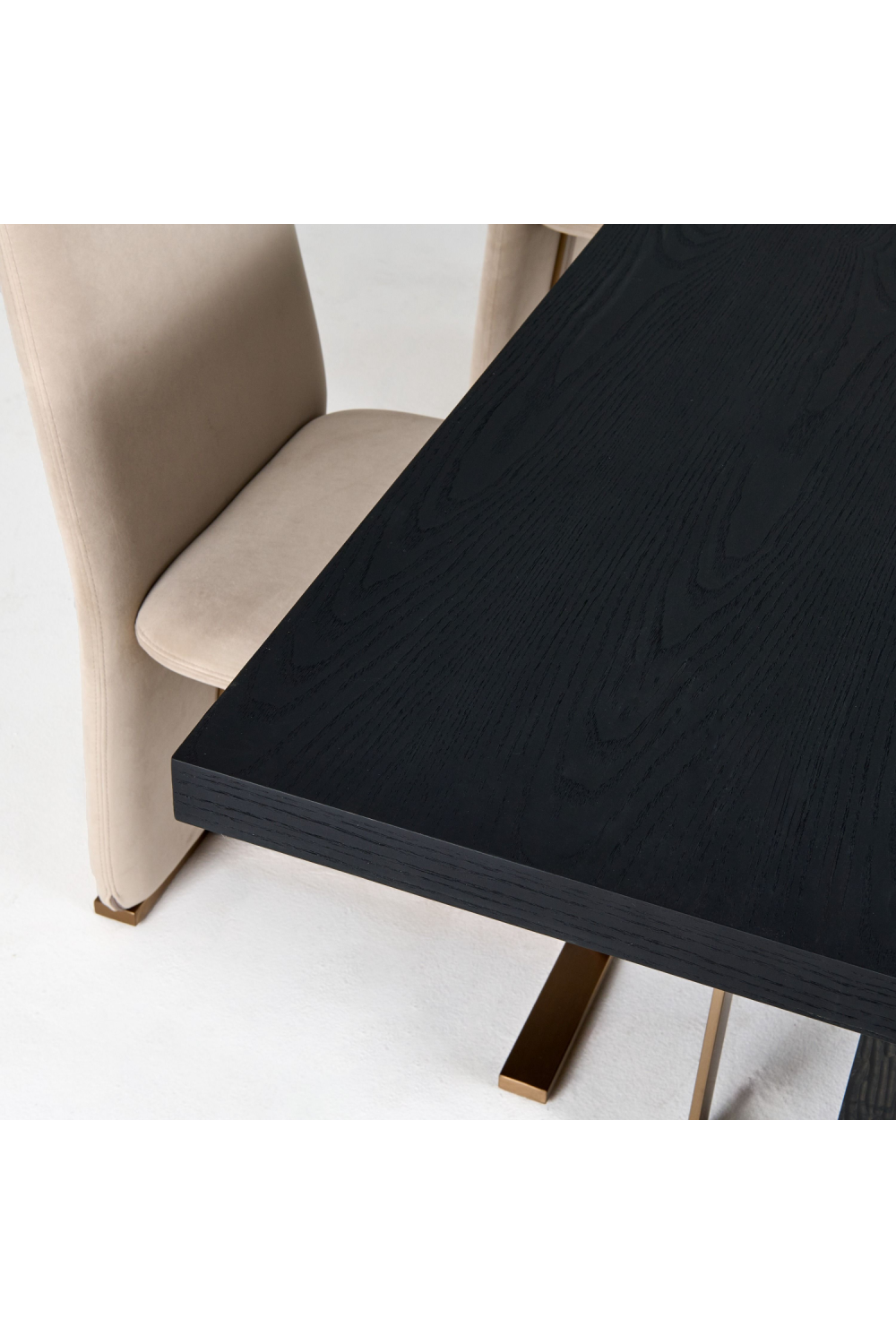 Black Ash Wood Dining Table | OROA Modern Tasha | Oroa.com