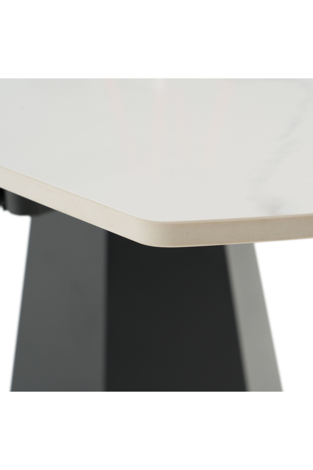 White Ceramic Extendable Dining Table | OROA Modern Barela | Oroa.com